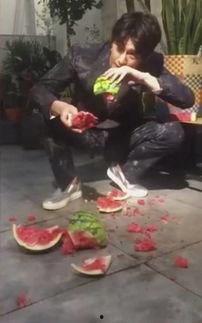 延吉情侣吃瓜事件,一场引发网友热议的甜蜜误会