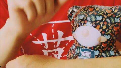 带着面具看戏吃瓜,揭秘“带着面具看戏吃瓜”背后的真相